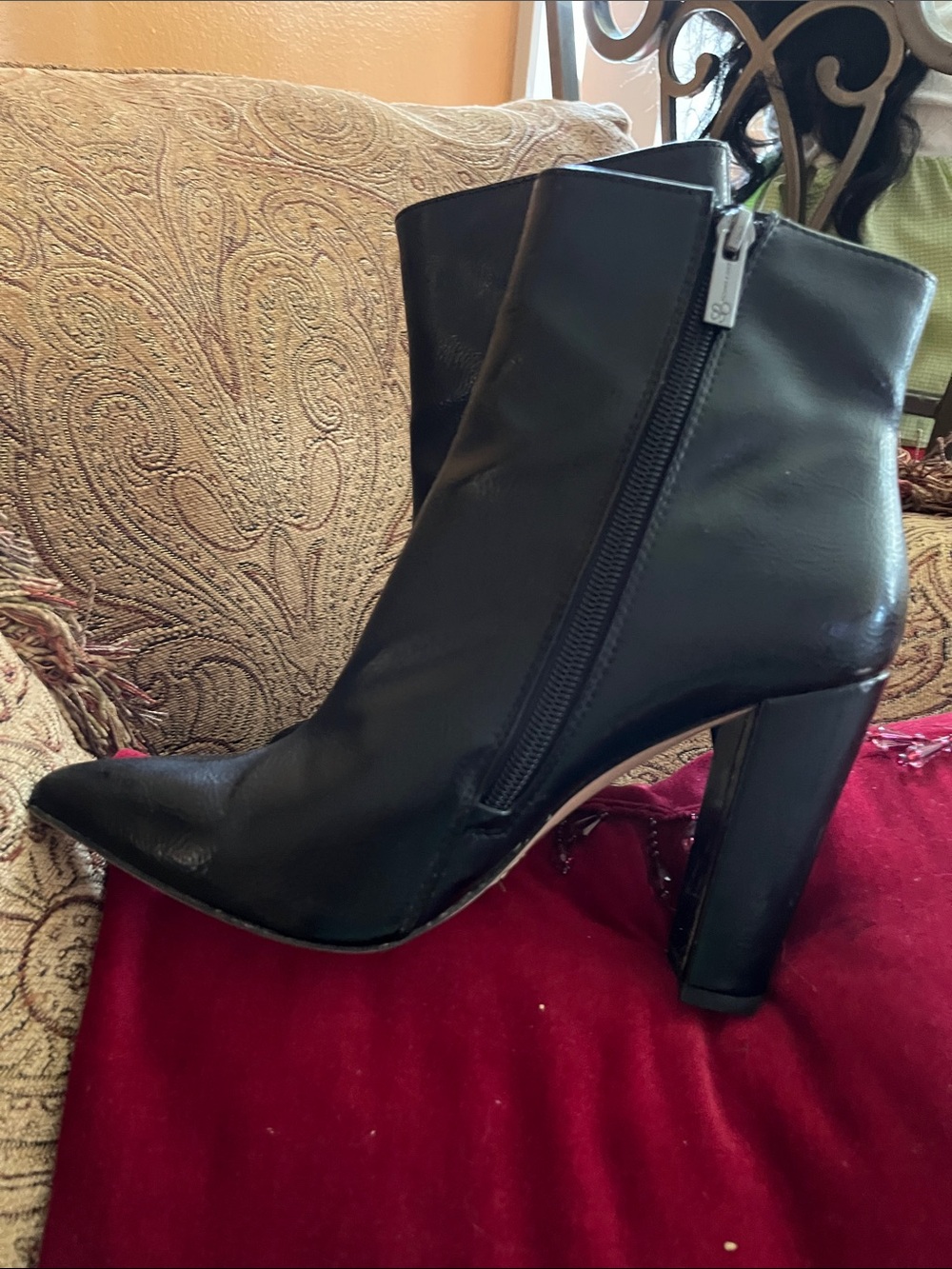 Jessica Simpson Black Pointed Toe High Heel Ankle Boots with Side Zip